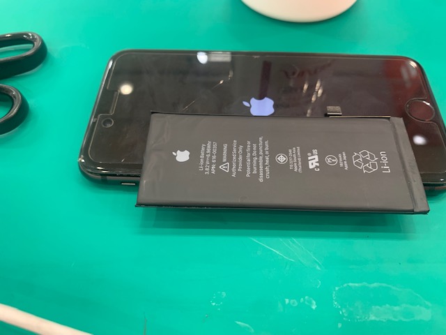 「板橋区」　iPhone8のバッテリーの劣化