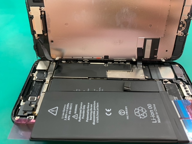 「板橋区」　iPhone7 バッテリー劣化による交換修理