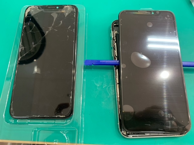 【戸田市】　iPhoneX　画面陥没