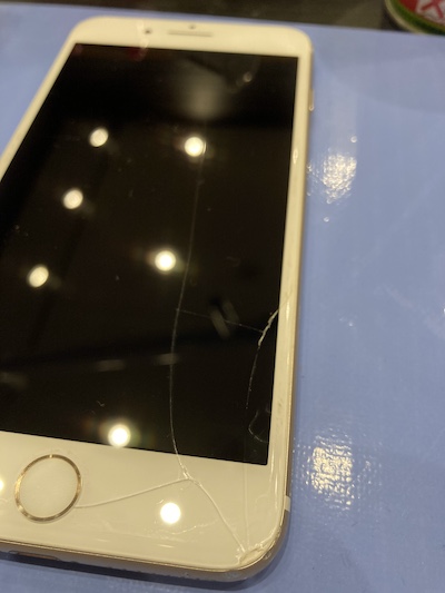 iPhone7Plusの画面交換修理！！