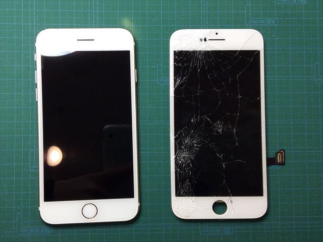 足立区千住よりお越しのiPhone8ガラス割れ修理のお客様！！