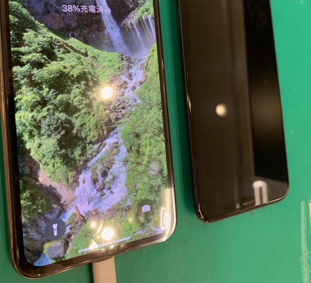 【成増】　iPhoneXS　起動不可