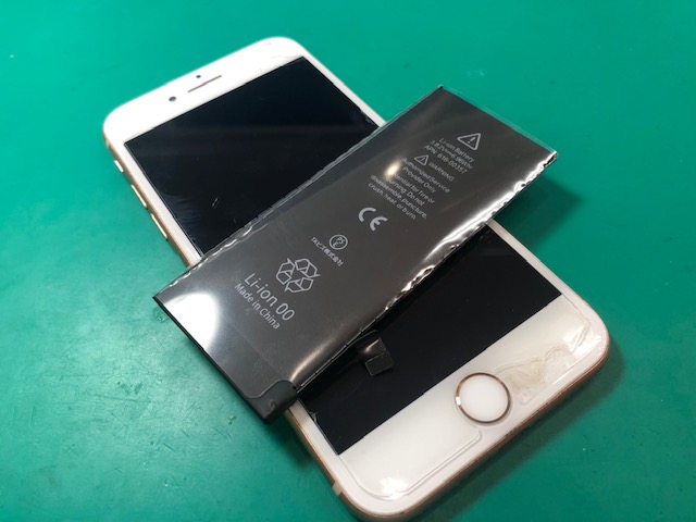 【高島平】iPhone修理 イオン板橋店 8バッテリー交換