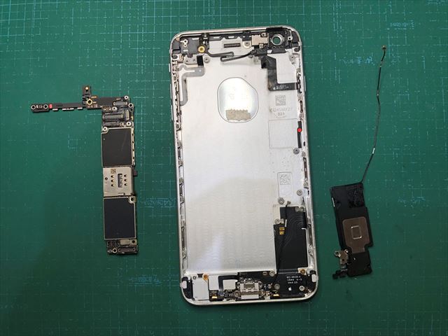 足立区千住河原町よりお越しのiPhone6SP水没修理のお客様！！