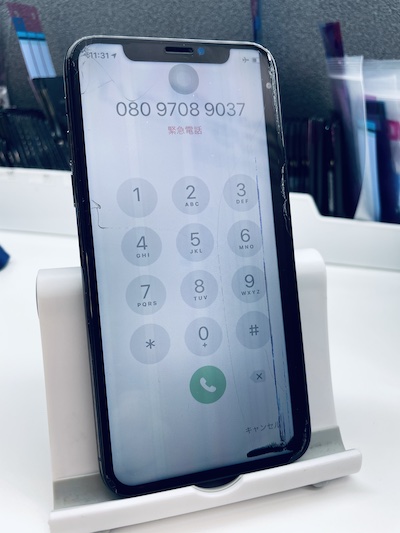 iPhoneX画面割れ修理と液晶不良修理の違い/見分け方