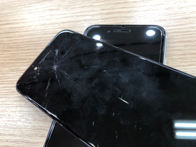 【練馬区】iPhoneSE2画面修理 イオン板橋店 PayPay還元