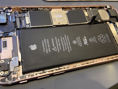 iPhone8バッテリー交換修理！