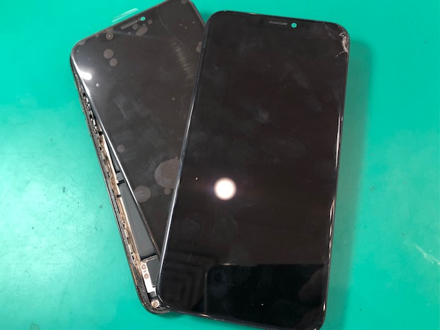iPhone修理 イオン板橋店【板橋区】Xゴーストタッチ
