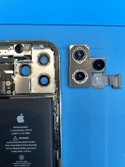 《名古屋市昭和区》iPhone12Proリアカメラレンズ割れ修理