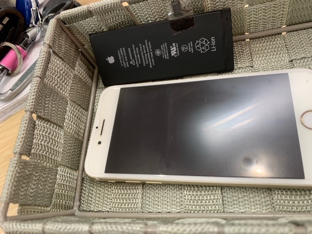 最寄り東武練馬　iPhone7 バッテリー交換