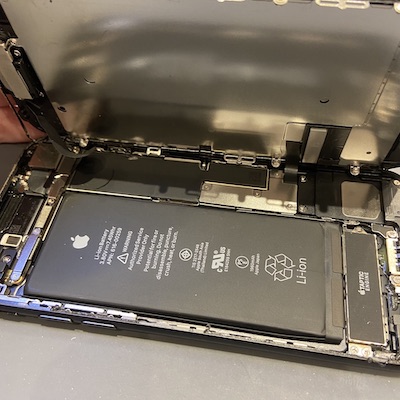 長く使用しているiPhone7は電池の最大容量の確認をしましょう！