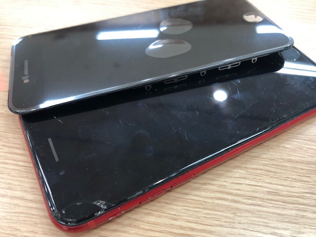 【浮間舟渡】iPhone修理 イオン板橋店 8ガラス割れ
