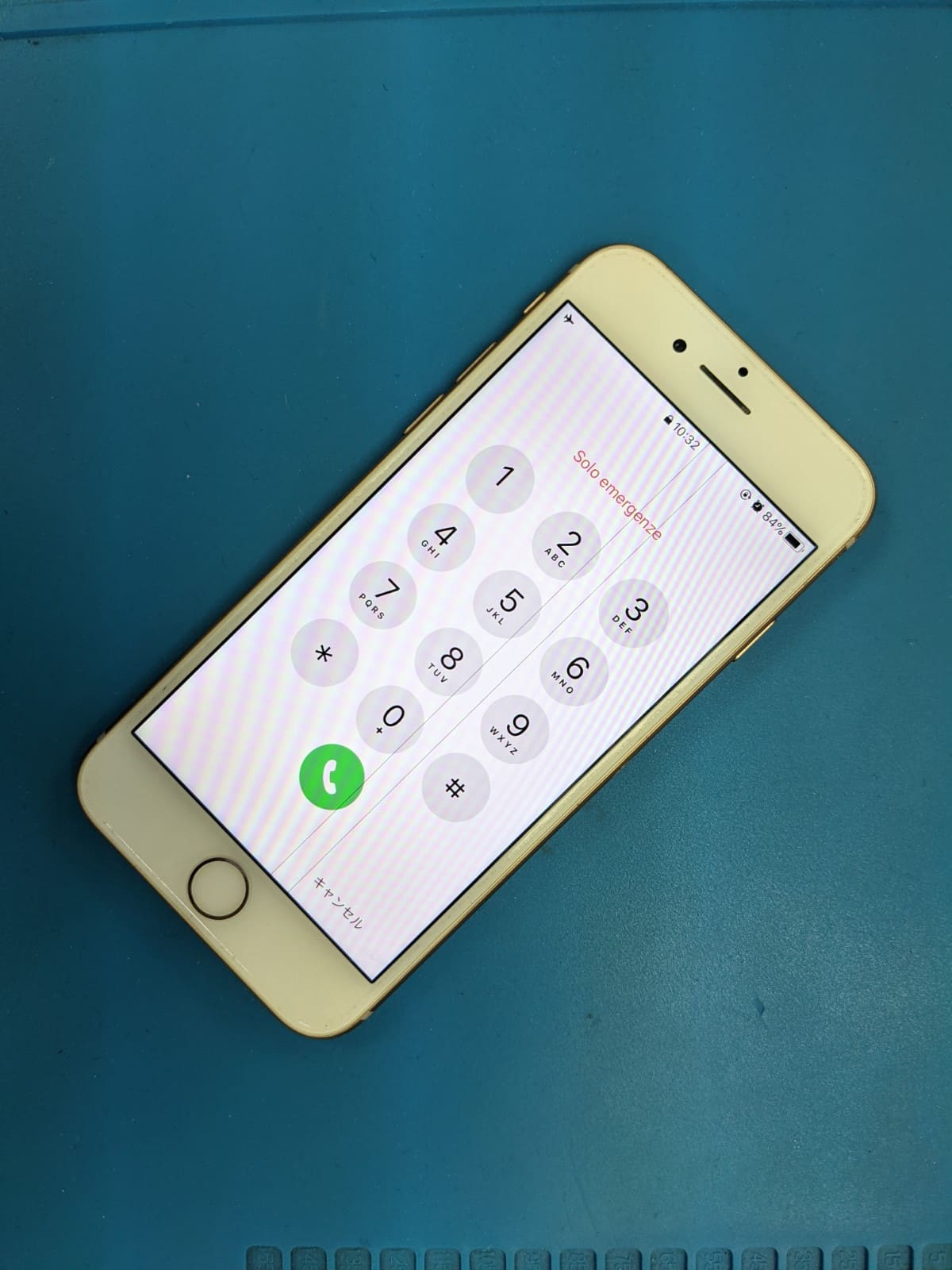 iPhone8の修理、お任せください♪