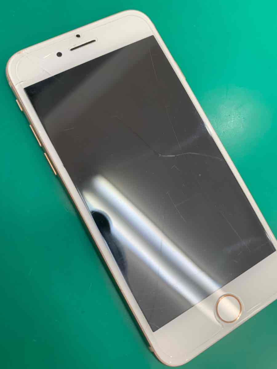 【横浜市栄区】 iPhone 8の画面交換