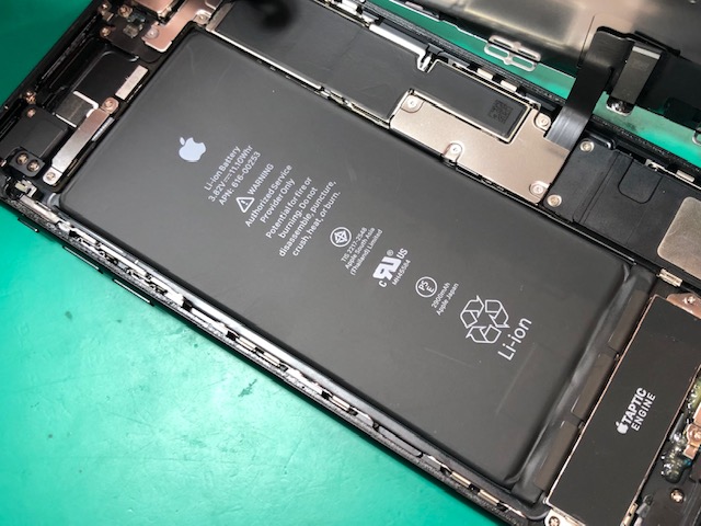 【北区】iPhone修理 イオン板橋店 7Plusバッテリー交換