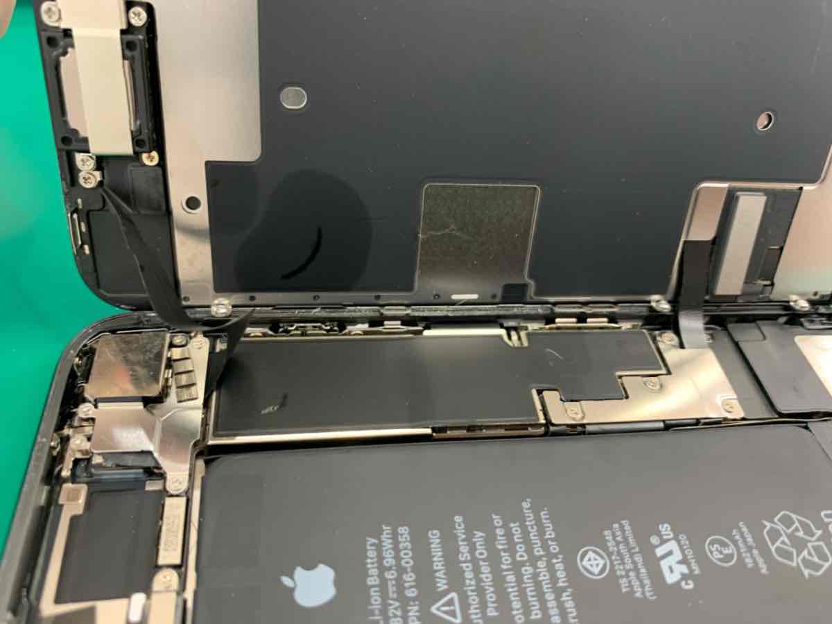 【横浜市港南区】 iPhone 8 　バッテリー交換