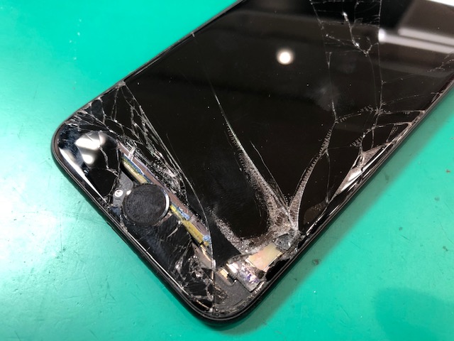 【西台】iPhone修理 イオン板橋店 7画面修理