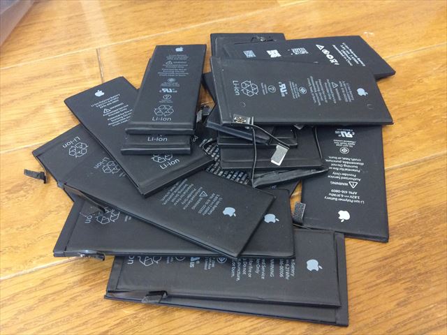 葛飾区堀切よりお越しのiPhone8バッテリー交換のお客様！！