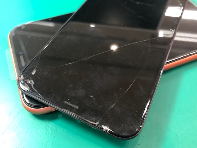 【成増】iPhone修理 イオン板橋店 XR画面修理