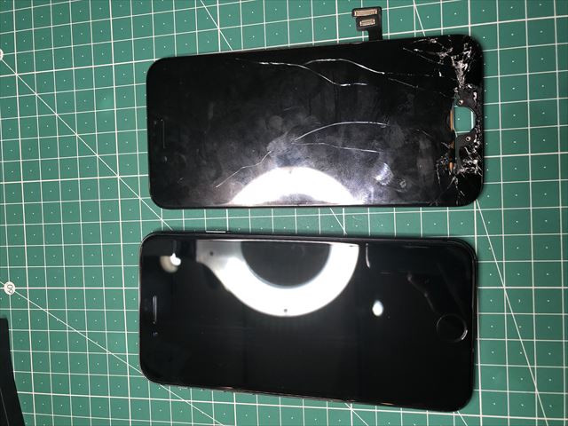 足立区西新井よりお越しのiPhoneSE2ガラス割れ修理のお客様！！