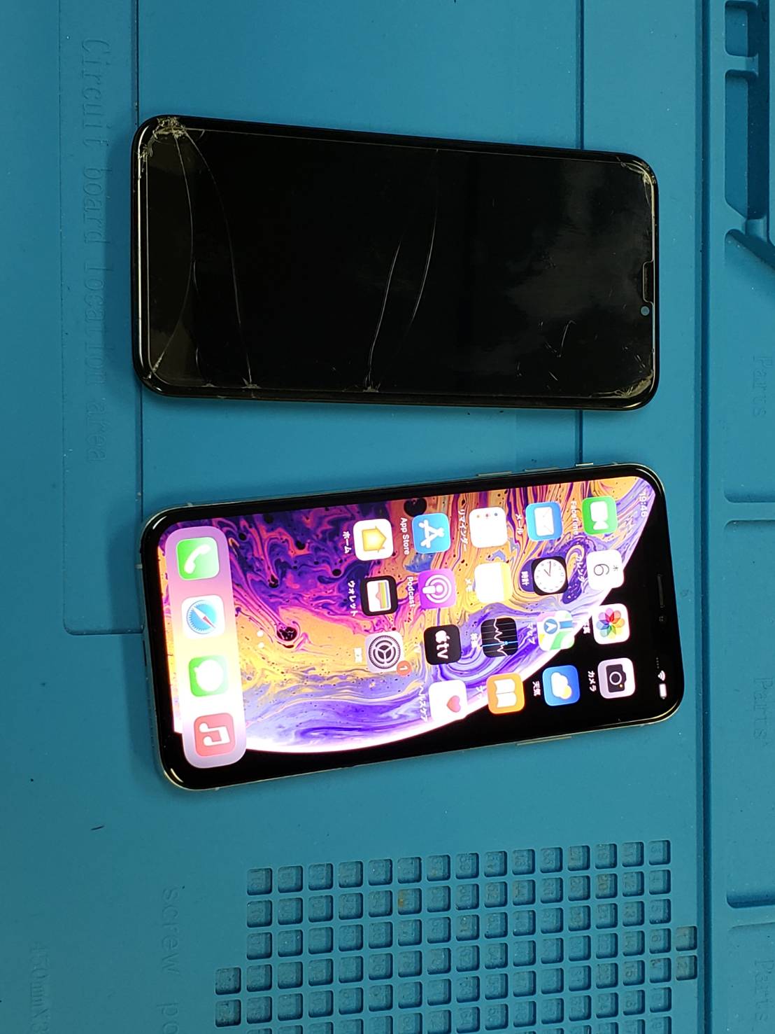 iPhoneXｓ画面修理いたしました。