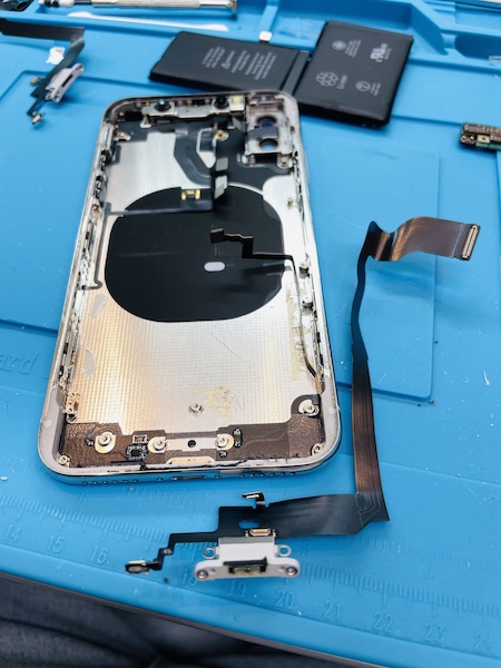 iPhoneX充電できない・充電しづらいライトニング交換修理