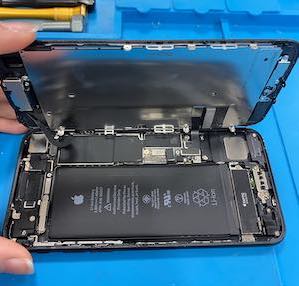 【基盤修理】電源がつかないiPhone。データを取り戻したい！