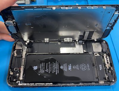 【水没修理】iPhoneが水に濡れてしまった！どうすればいい？