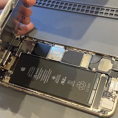 iPhone6S 劣化したバッテリーは１５分で交換できます！