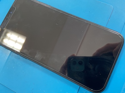 画面が映らなくなったiPhoneXR【画面修理】