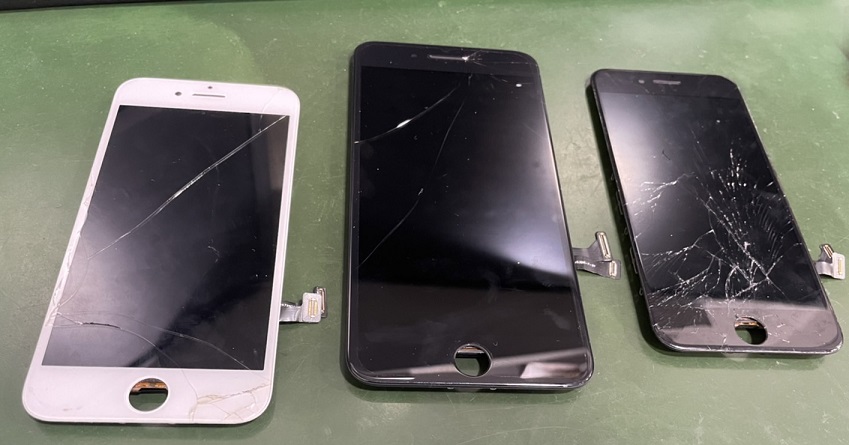 iPhoneの画面割れ、なるべく早めの修理がおすすめです！
