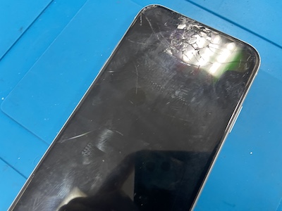iPhone11の画面修理