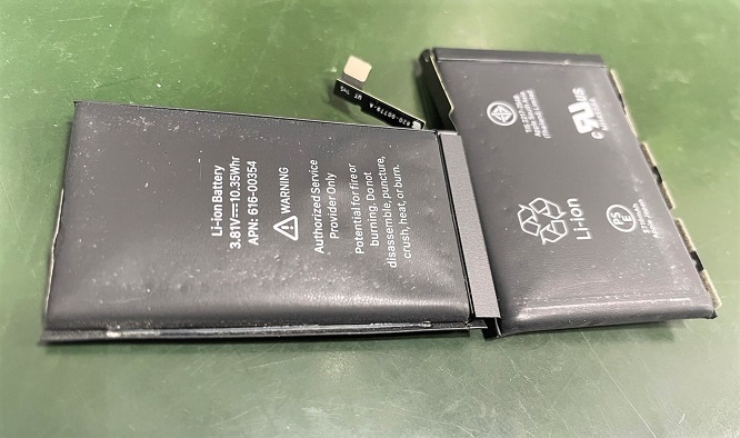 iPhoneXバッテリー交換：岡山駅からお越しのお客様