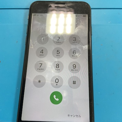iPhoneSE2の画面割れで来店！