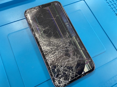 iPhoneXRの画面割れ修理をしました！
