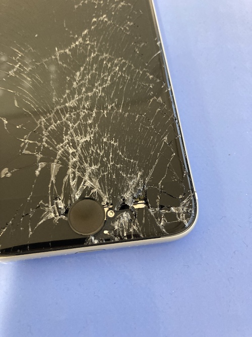画面割れiPhone7を即日修理しました！