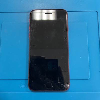 iPhoneSE2の画面割れ修理！