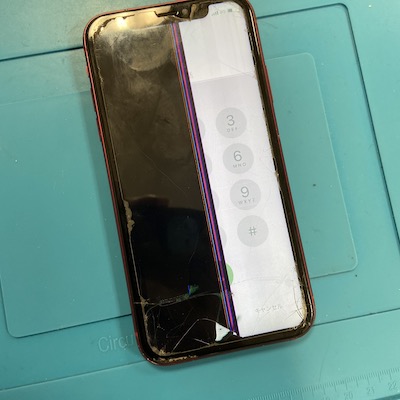 iPhoneXRの液晶割れ修理しました！