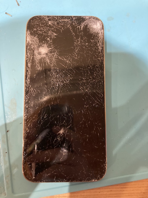 iPhoneXS画面交換しました！