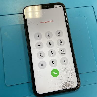 画面タッチが一部反応しなくなったiPhone11【画面修理】