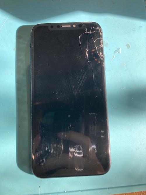 iPhoneXの画面交換を即日で安く修理したい方は当店まで！