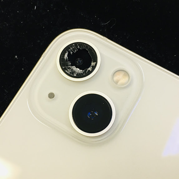  【iPhone 13】のカメラレンズ交換のご依頼をいただきました！