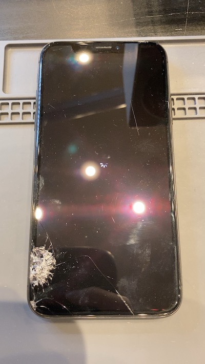 iPhone14の画面交換修理始めました！