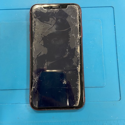 iPhoneXRの画面修理【即日30分】