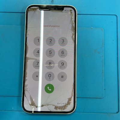 iPhone12の画面修理でお客様ご来店！