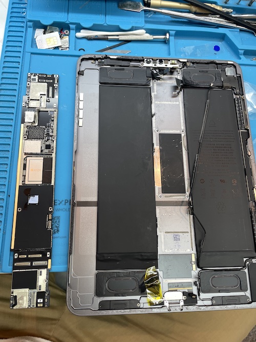 iPadPro11(A1980)バッテリー交換修理