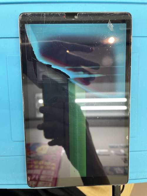 d-tab compact(d-42A)の液晶不良/画面修理