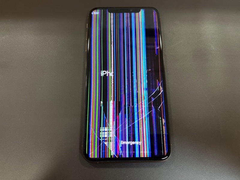 iPhoneXSMAXの画面修理を承りました( ˆoˆ )/  