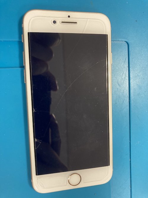 割れたiPhoneを修理するべきタイミングを伝授します！