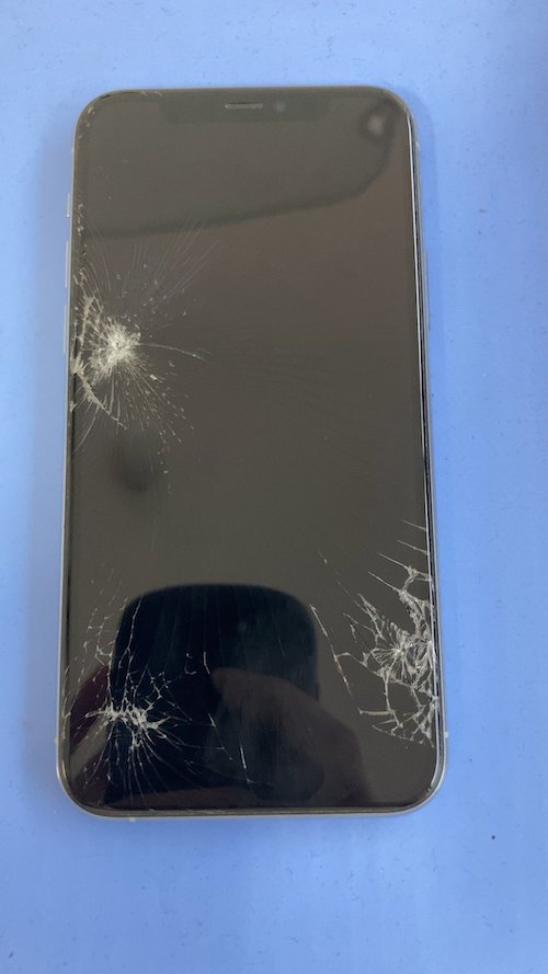 iPhoneの画面割れ即日ですぐに修理可能です！
